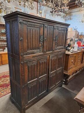 Gotic style cupboard
